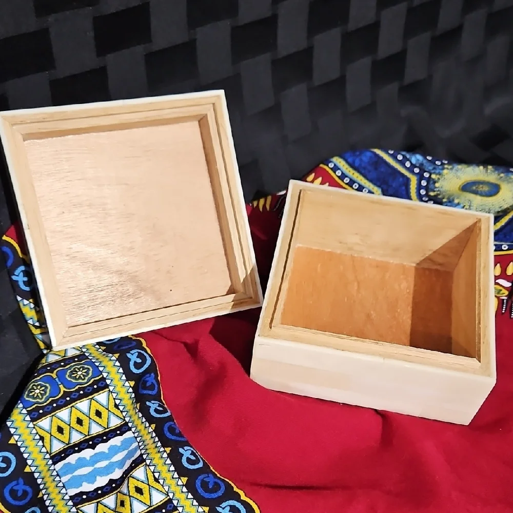 Handcrafted Mid-Century Bone Inlay Trinket Box